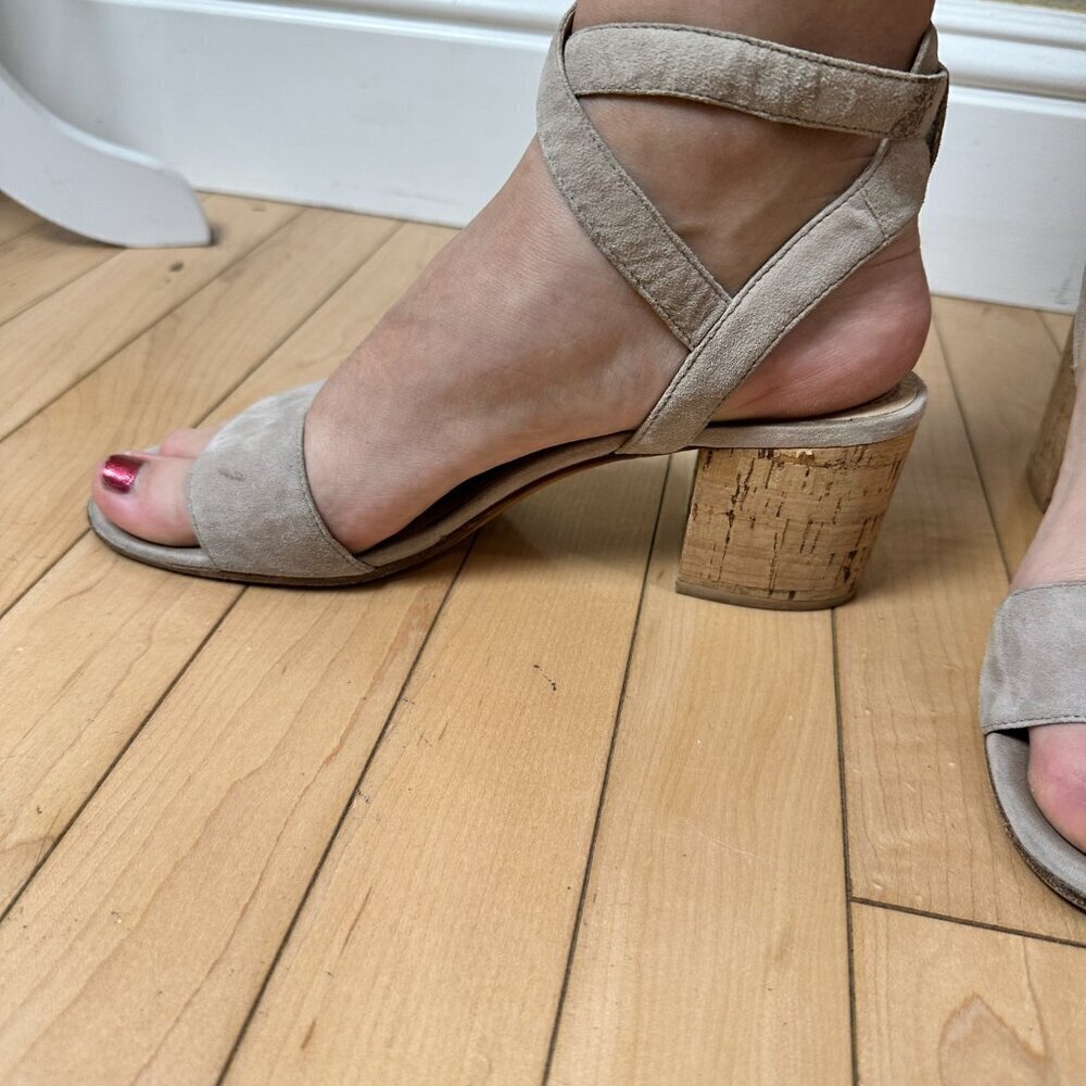 POUR LA VICTOIRE Wrap Up Suede Neutral Nude Sandals Cork Heels Size 8.5 - Picture 9 of 16